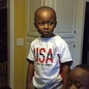 Meet your Posher, Lorrie